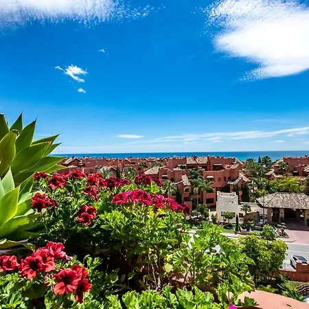 Calle Sefardi Angel Apartment Estepona